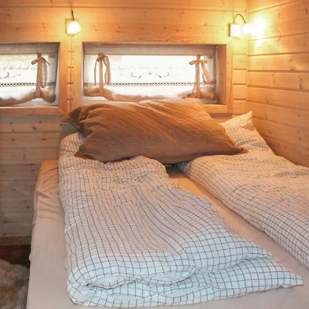 Two-bedroom Holiday In Vangsnes